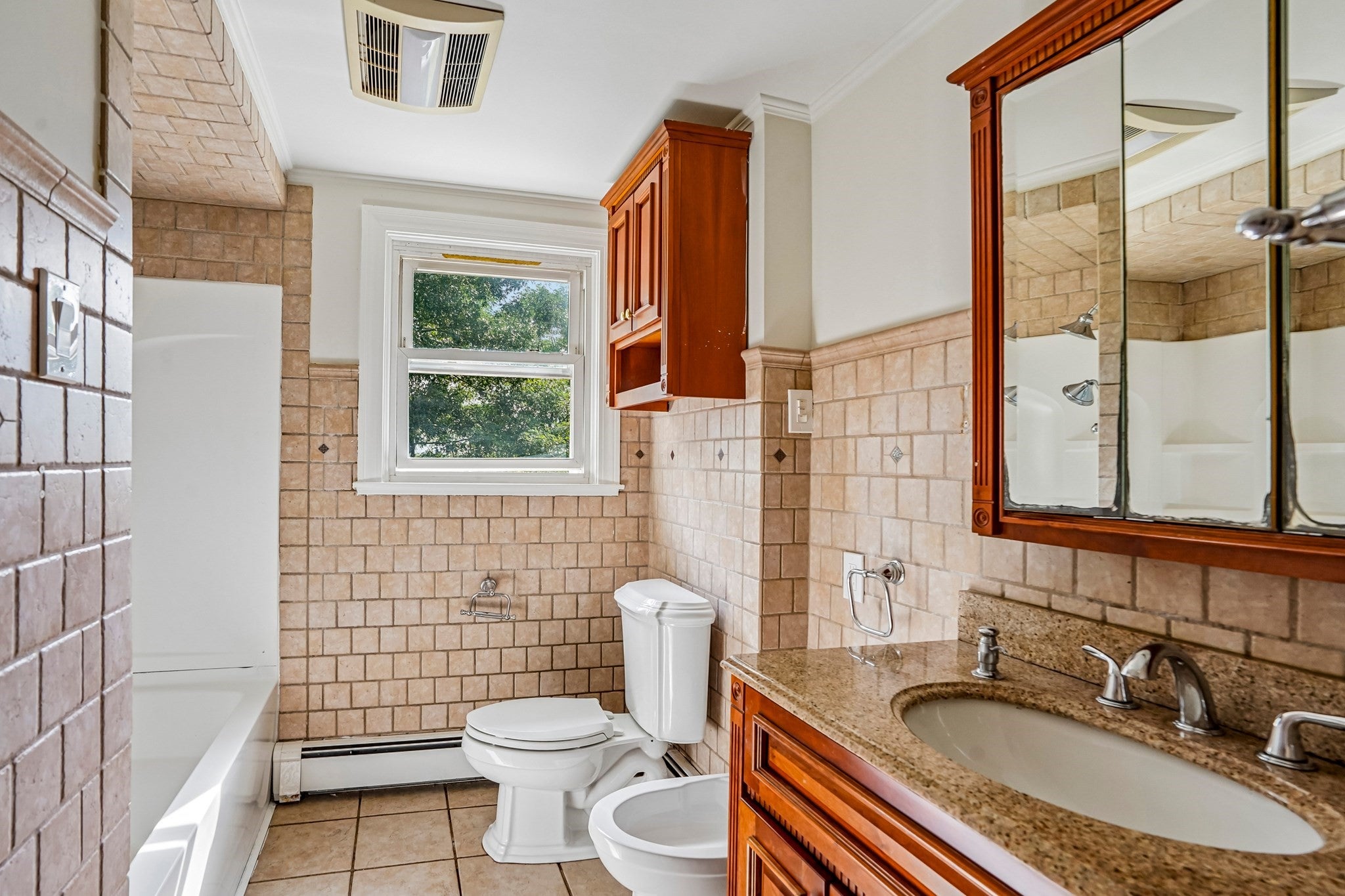 56 Cushing St, North Providence, RI, 56 Cushing St, North Providence, RI Photo #9