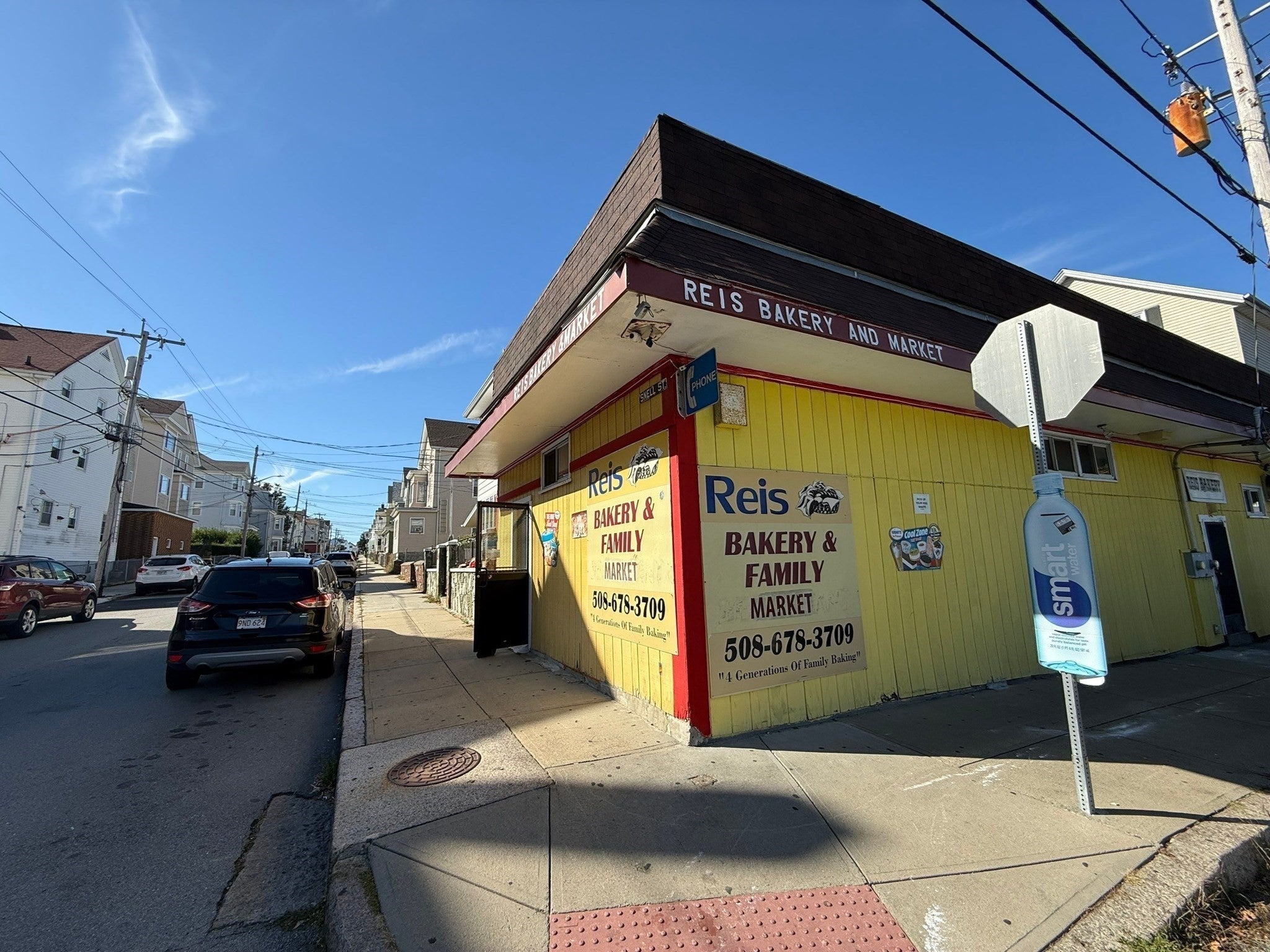 208 Snell St