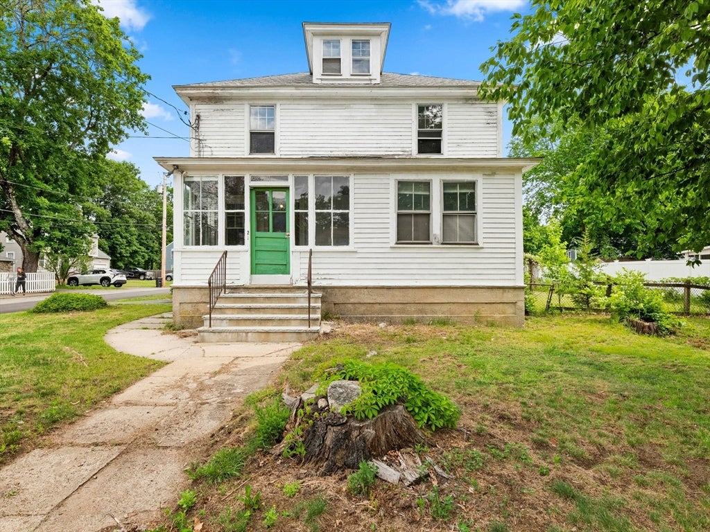 104 Great Rd