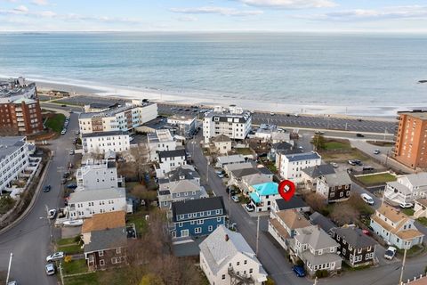 19 Berkley Rd Hull MA 02045