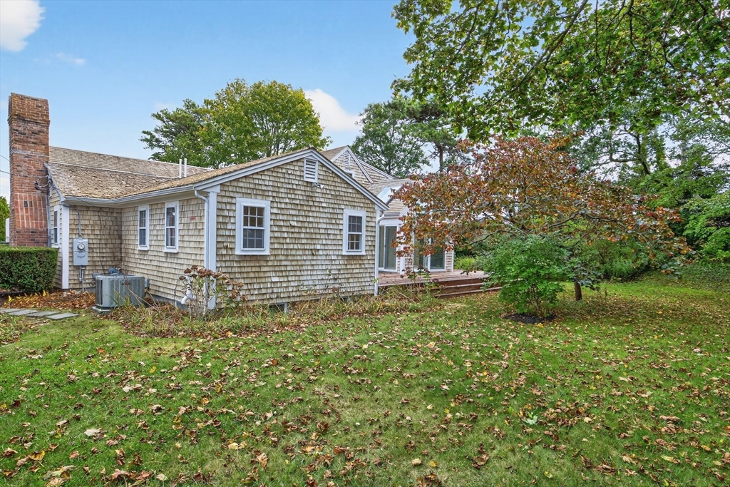 Chatham, Massachusetts 02633, United States, 5 Bedrooms Bedrooms, ,3 BathroomsBathrooms,Residential,Active,225419