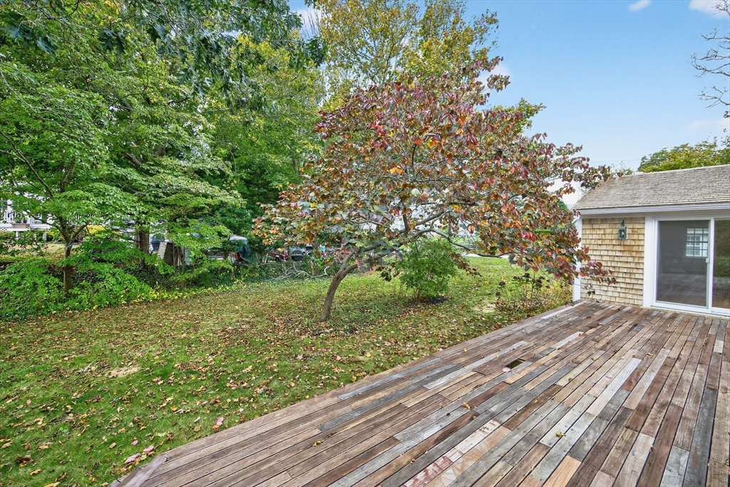 Chatham, Massachusetts 02633, United States, 5 Bedrooms Bedrooms, ,3 BathroomsBathrooms,Residential,Active,225419