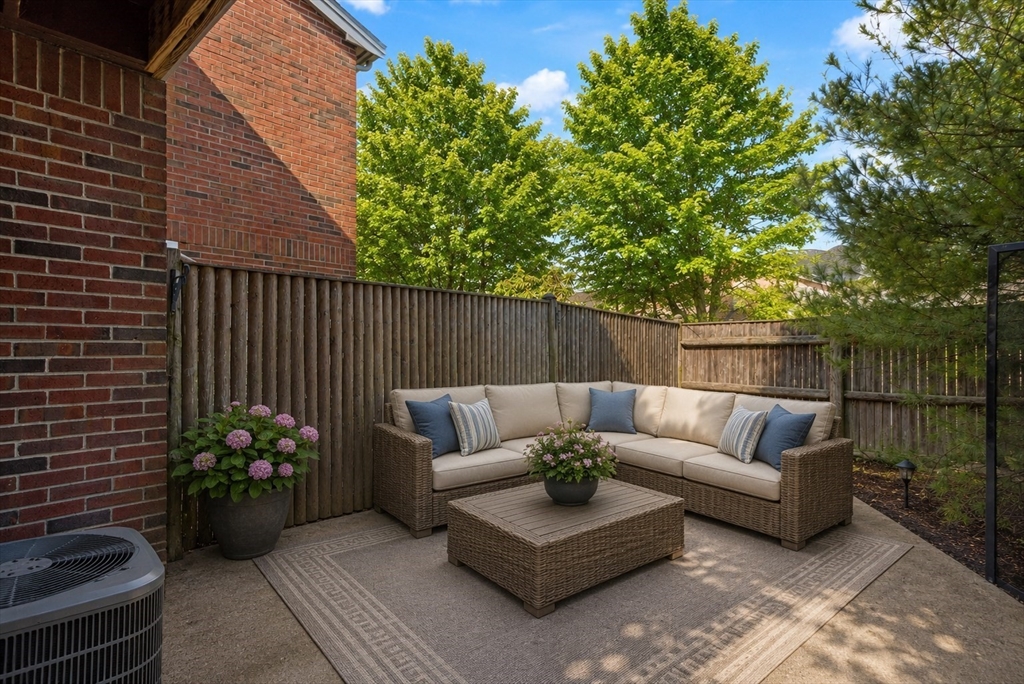 34 Rosewood Dr 34