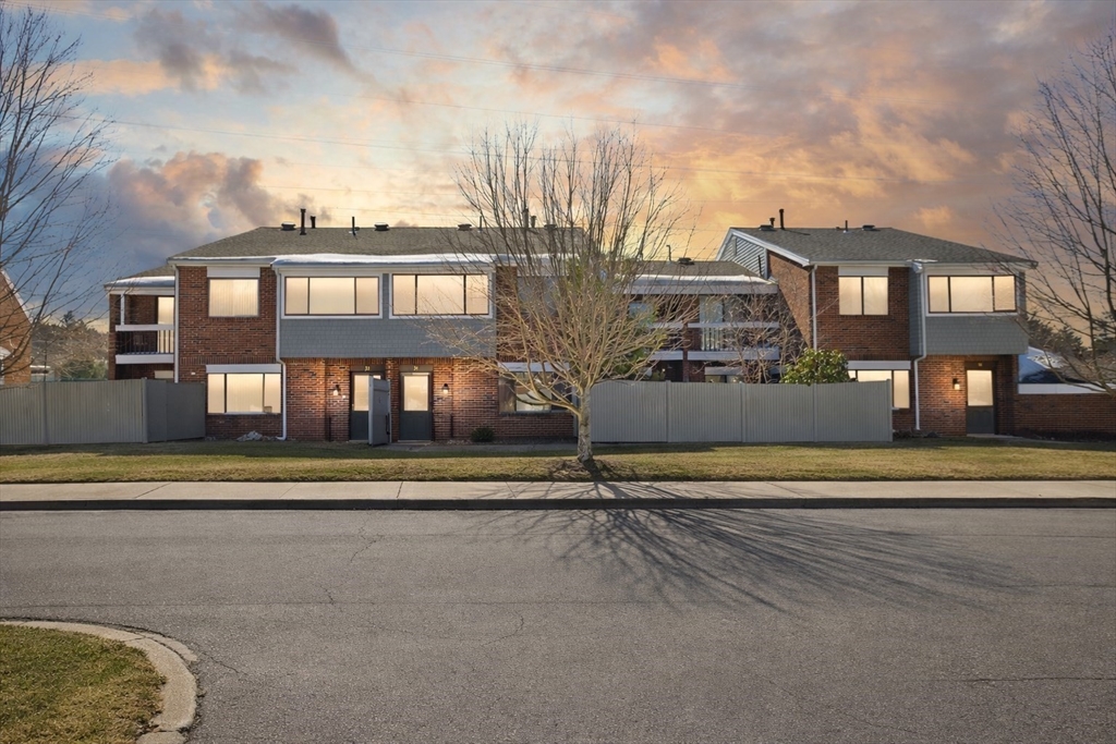 34 Rosewood Dr 34