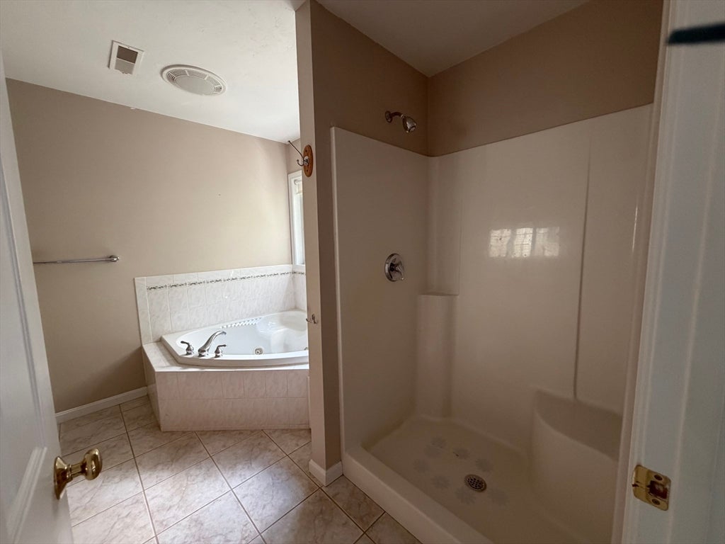 7 Hartswood Drive #41, Haverhill, MA, 7 Hartswood Drive #41, Haverhill, MA Photo #12