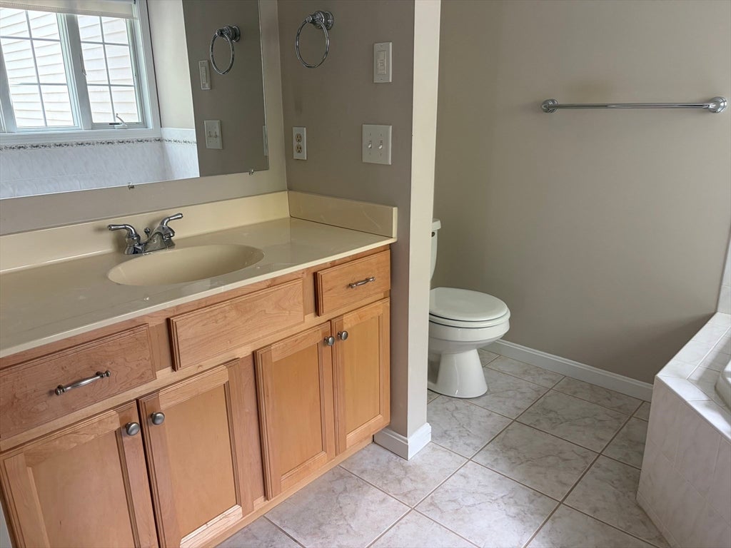 7 Hartswood Drive #41, Haverhill, MA, 7 Hartswood Drive #41, Haverhill, MA Photo #11