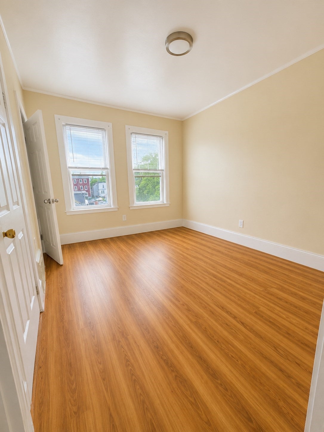 107 Jefferson St #3, Lynn, MA, 107 Jefferson St #3, Lynn, MA Photo #2