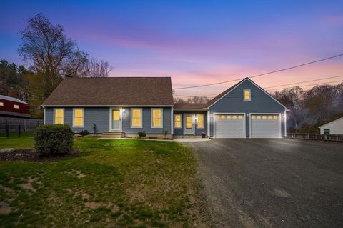 113 Batchelor St Granby MA 01033