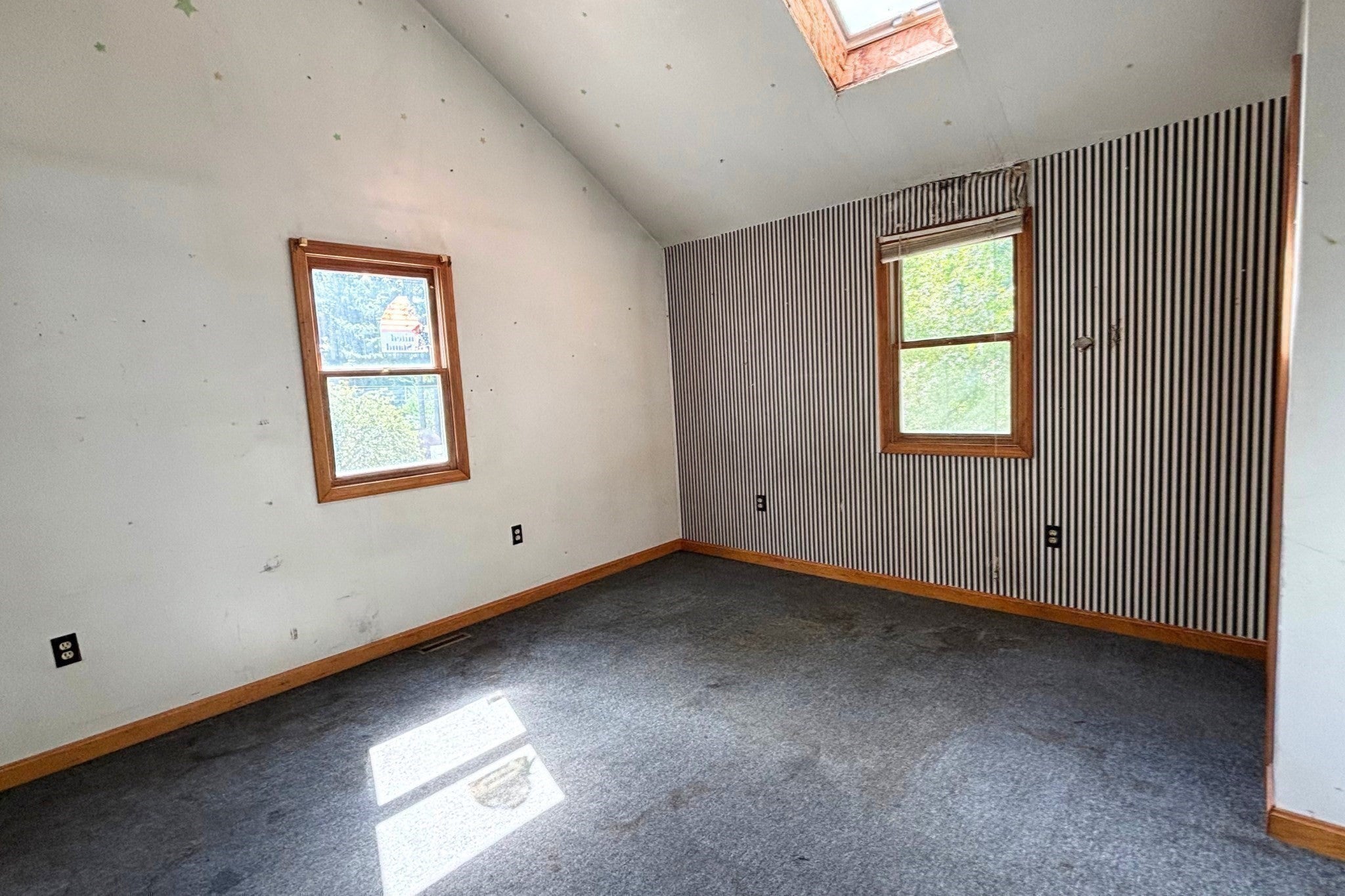 14 Doris Rd, Halifax, MA Photo #12
