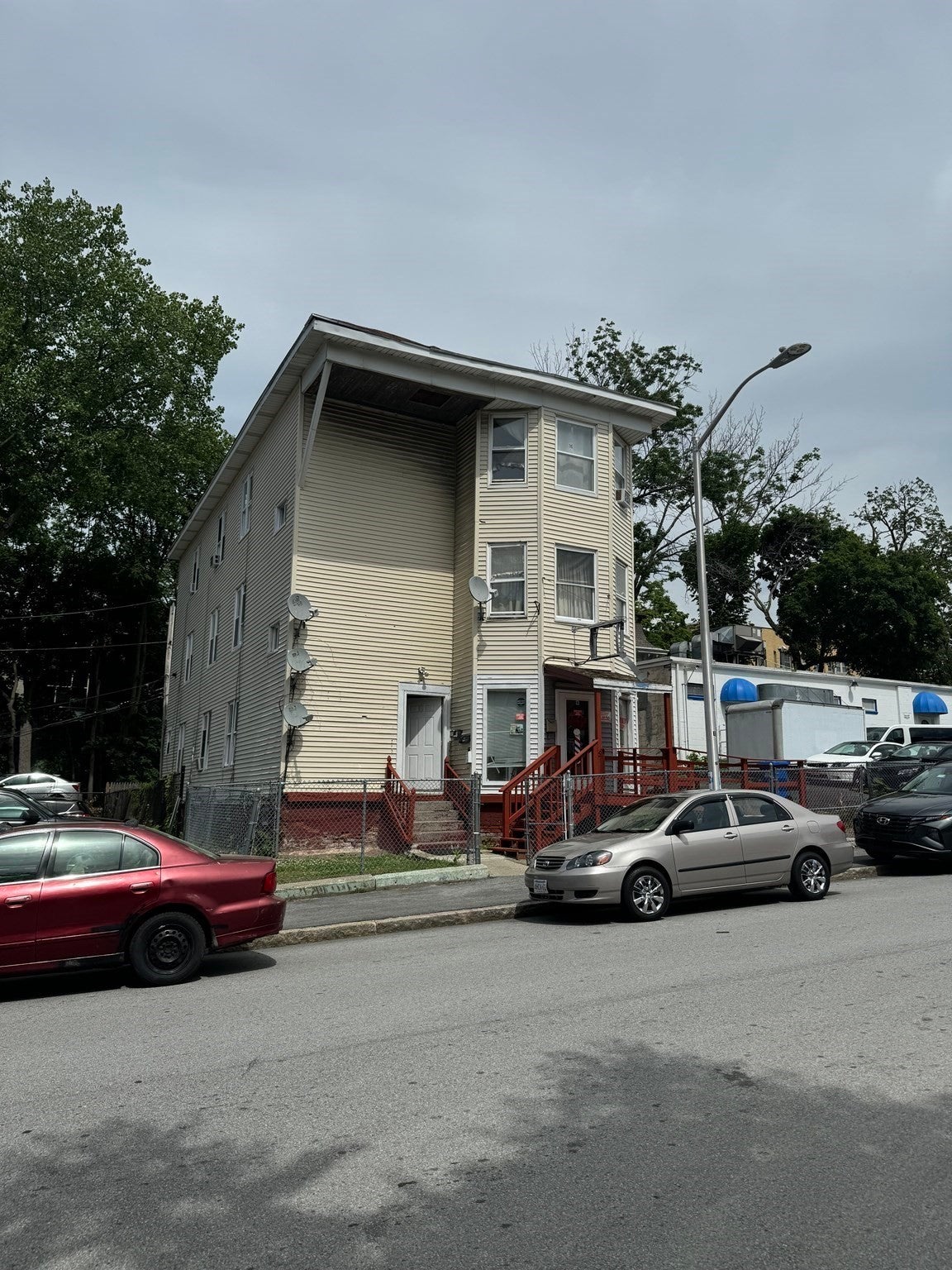 Photo of 6 Piedmont St, Worcester, MA