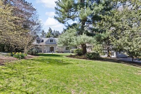 27 Walnut Pl Brookline MA 02445