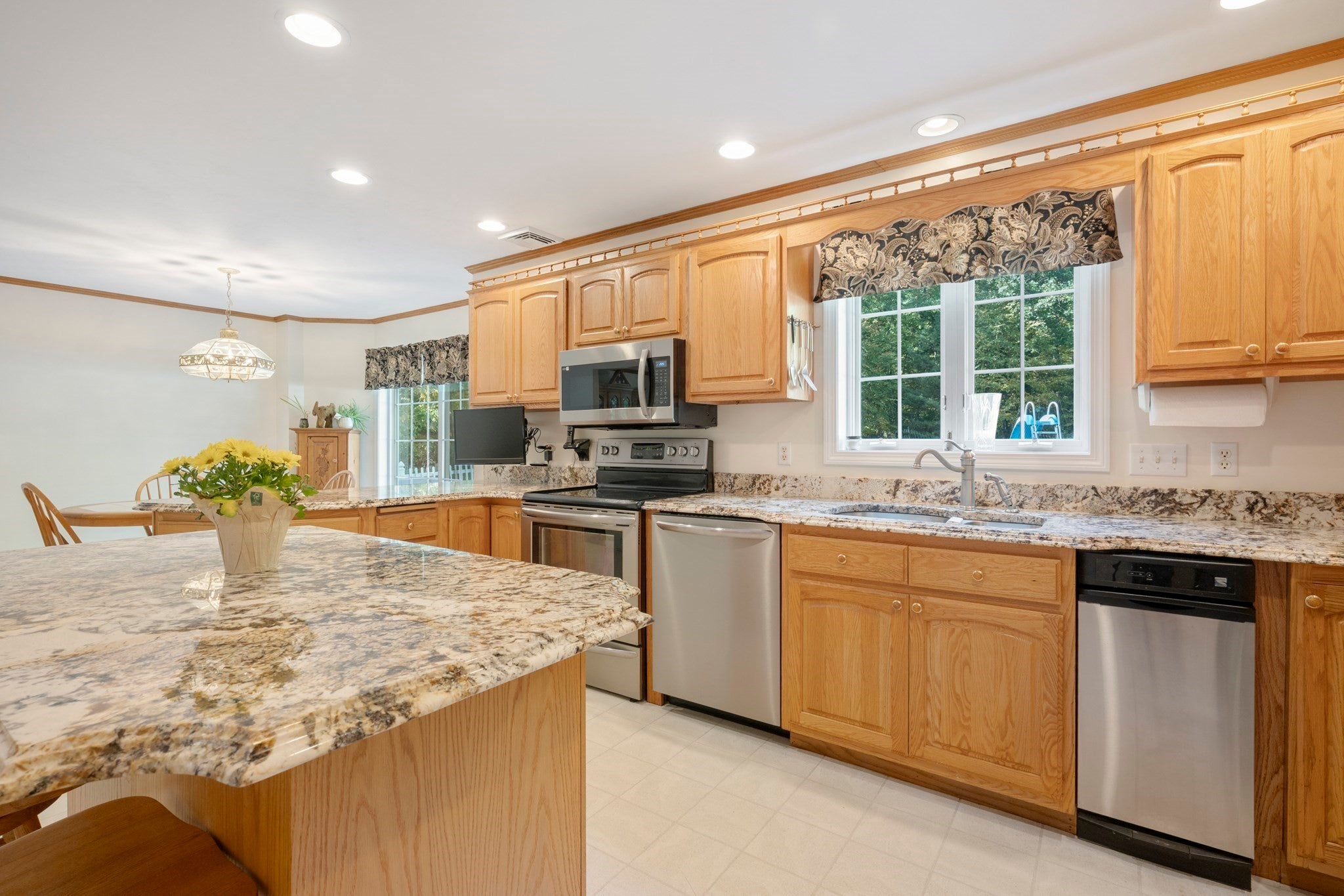 82A Daniels Road, Charlton, MA, 82A Daniels Road, Charlton, MA Photo #13