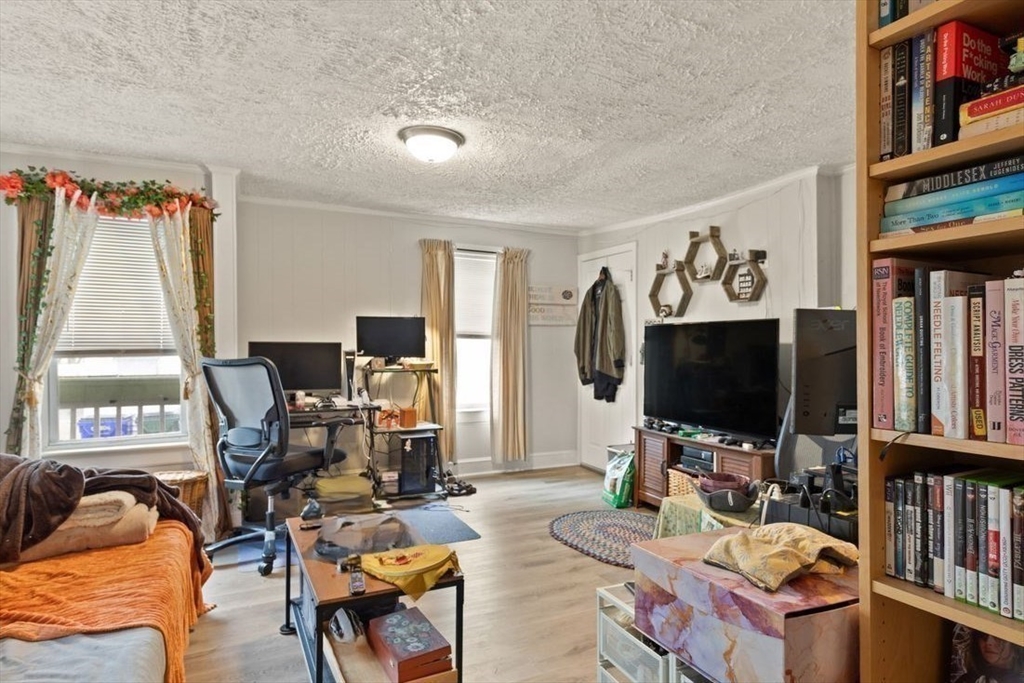 34 Quequechan St