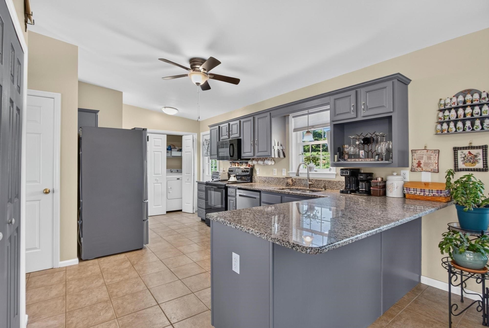 528 Wauwinet Rd, Barre, MA Photo #11