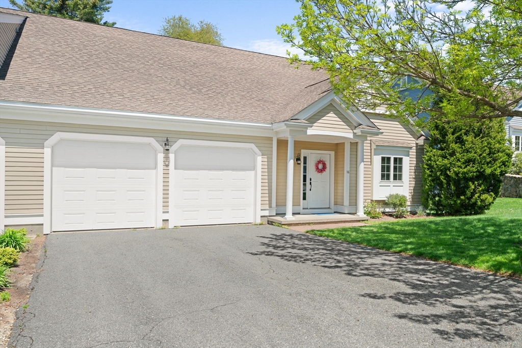 16 Eighth Green Drive 16