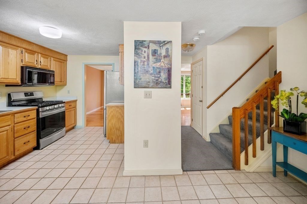 175 Brickett Hill Cir 175