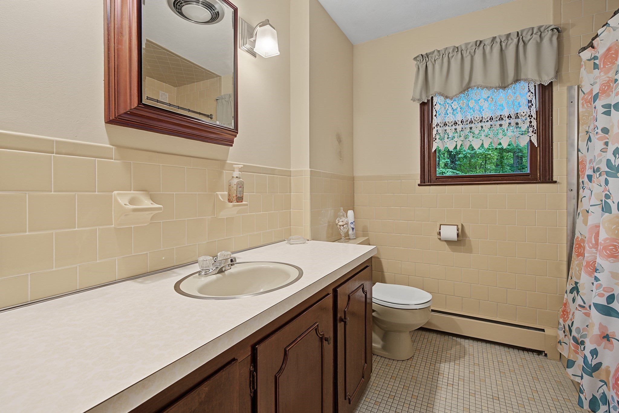 27 Peck Hill Road, Johnston, RI Photo #13