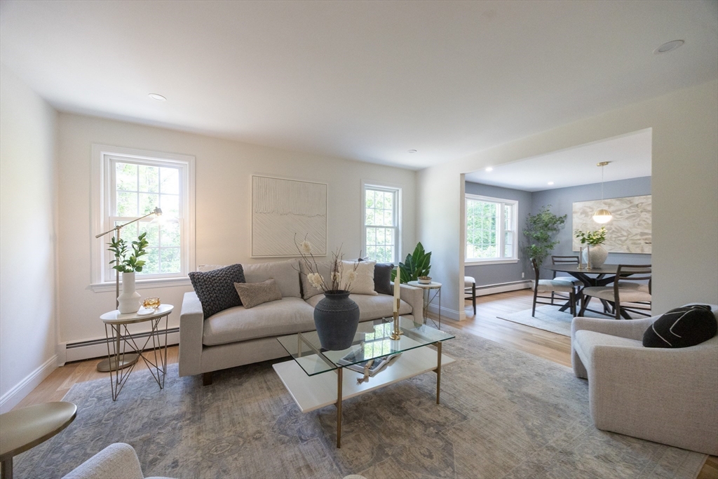 Easton, Massachusetts 02375, United States, 4 Bedrooms Bedrooms, ,3 BathroomsBathrooms,Residential,Active,150547