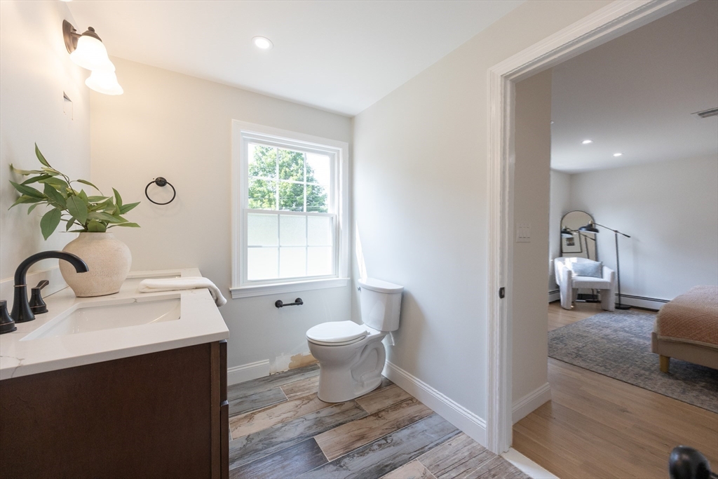 Easton, Massachusetts 02375, United States, 4 Bedrooms Bedrooms, ,3 BathroomsBathrooms,Residential,Active,150547