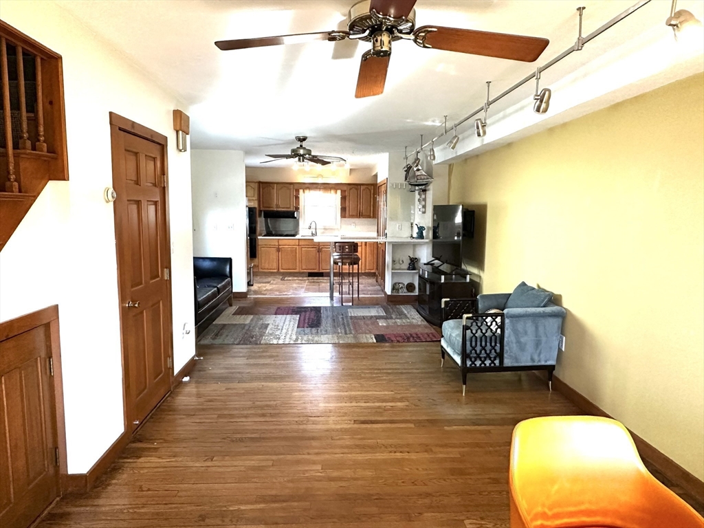 90 Belknap St