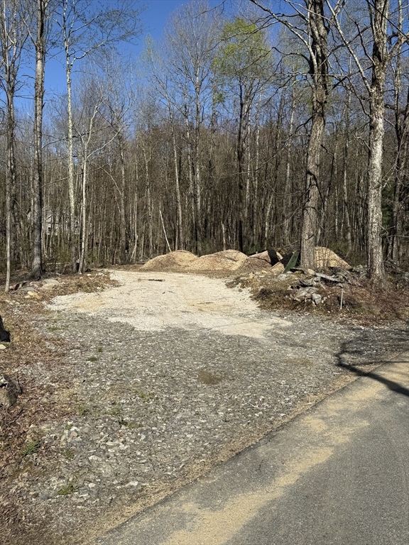 1011 Thresher Rd