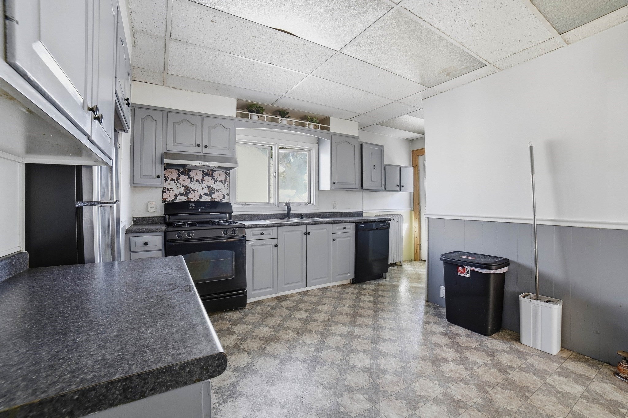36 Putnam Ave, Lowell, MA, 36 Putnam Ave, Lowell, MA Photo #12