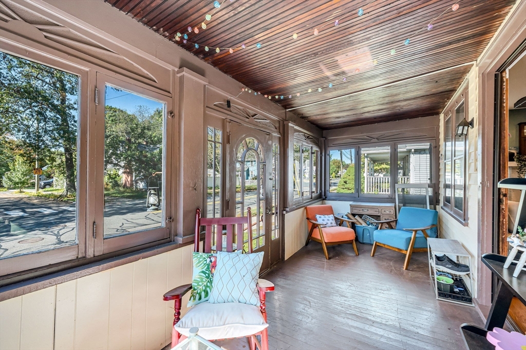 157 Dwight Rd