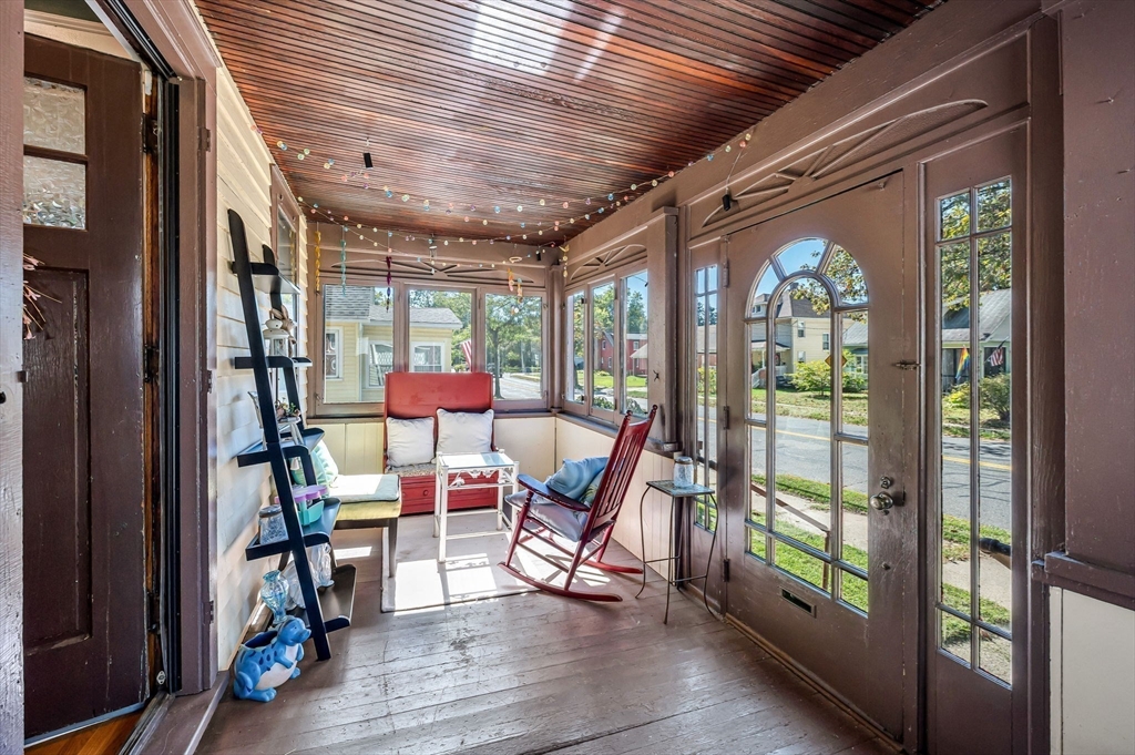 157 Dwight Rd