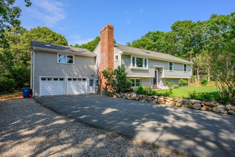 Photo of 19 Wheelhouse Cir, Falmouth, MA 02536 (MLS # 73544160)