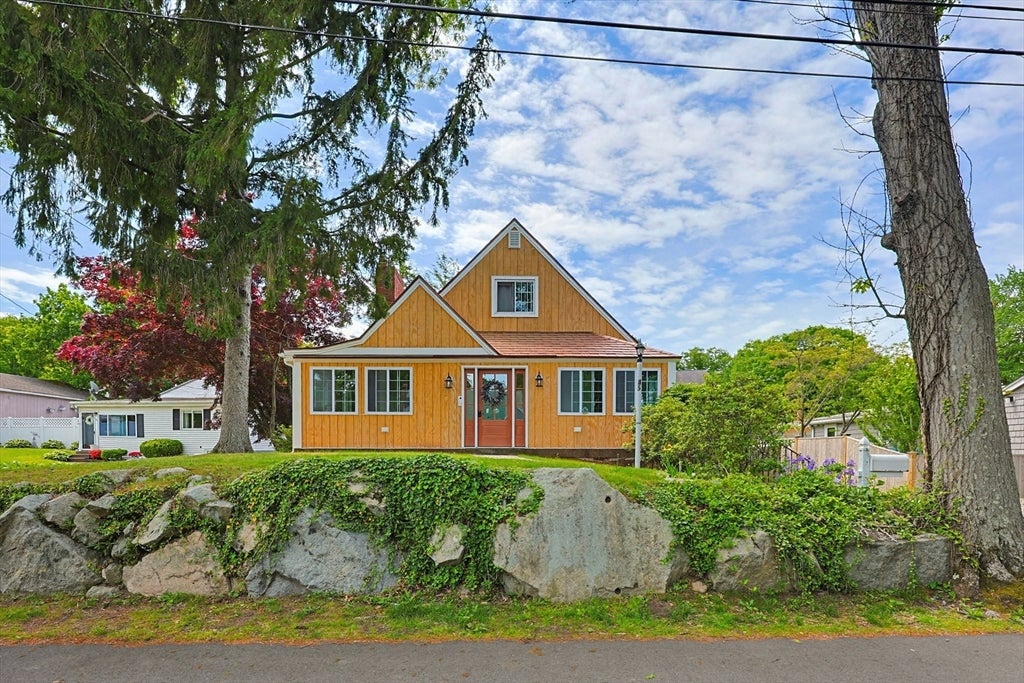 45 Perry St
