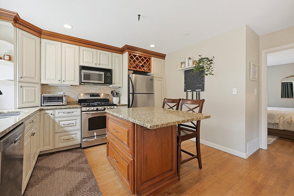 45 Perry St, Weymouth, MA, 45 Perry St, Weymouth, MA Photo #10