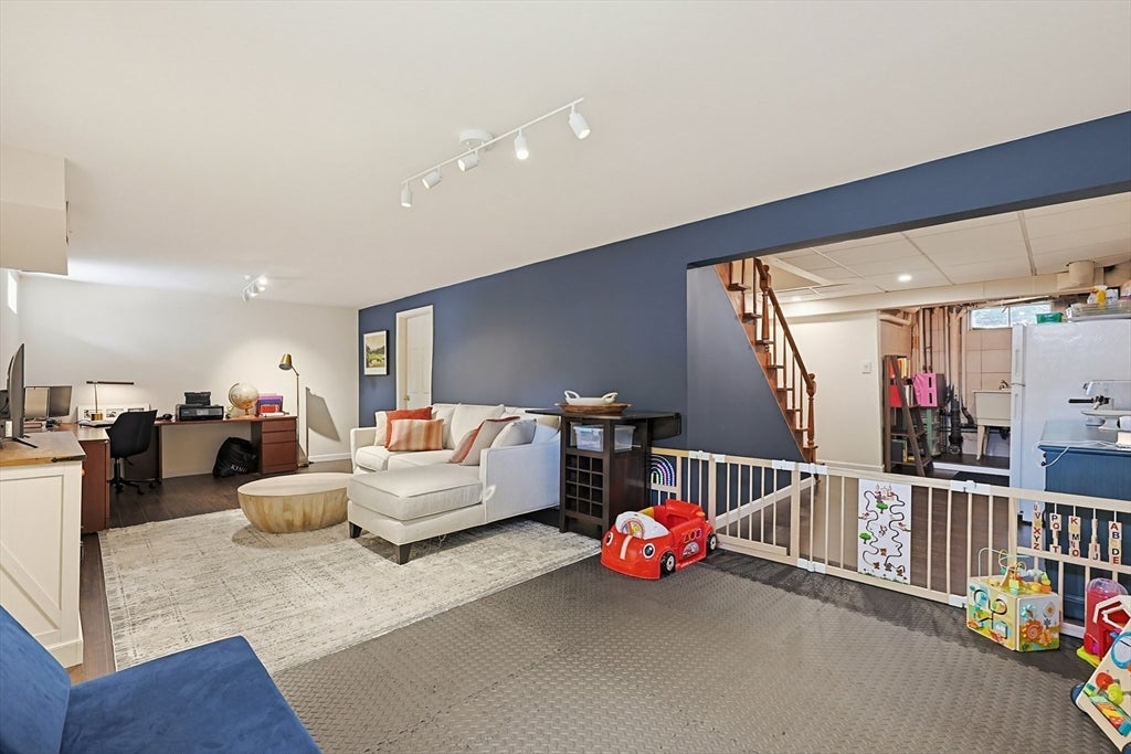 45 Perry St, Weymouth, MA, 45 Perry St, Weymouth, MA Photo #29