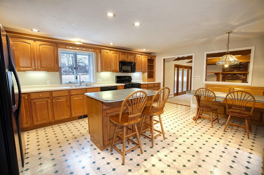 1088 Turnpike Rd