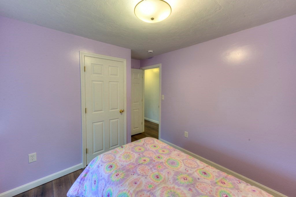 4 Matteo St, Worcester, MA Photo #17
