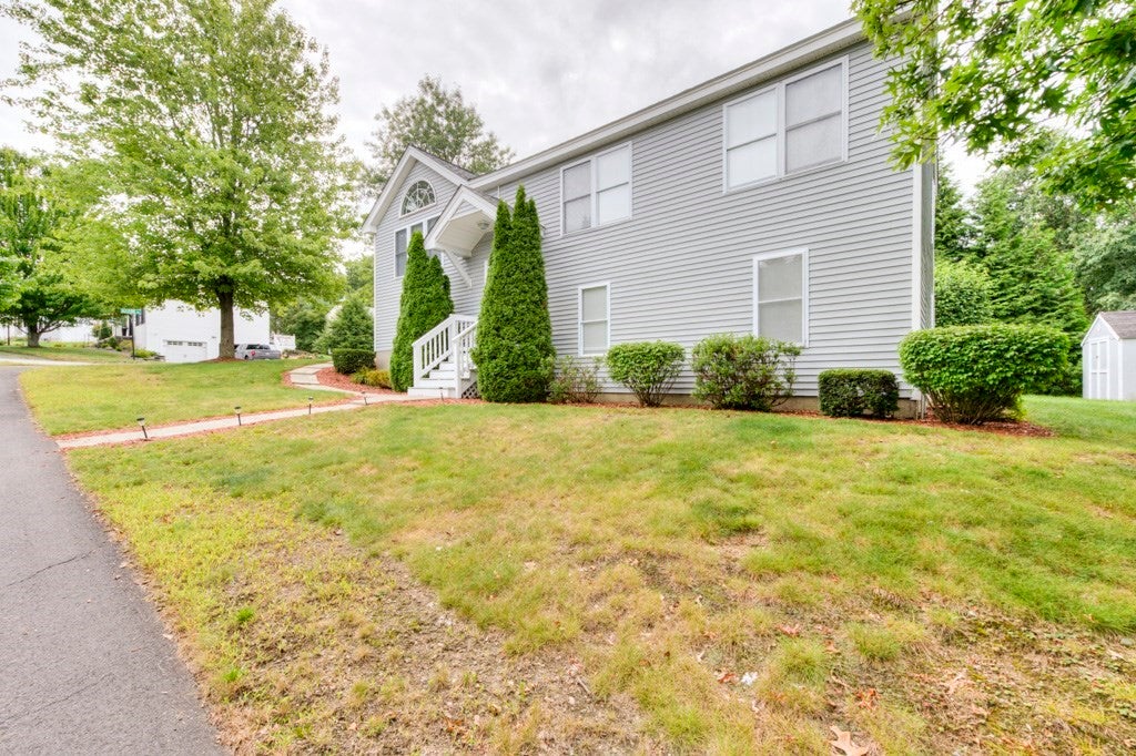 4 Matteo St