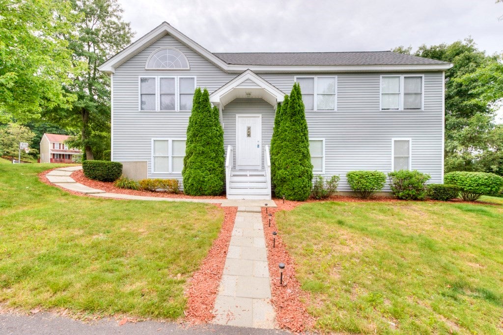 Photo of 4 Matteo St, Worcester, MA