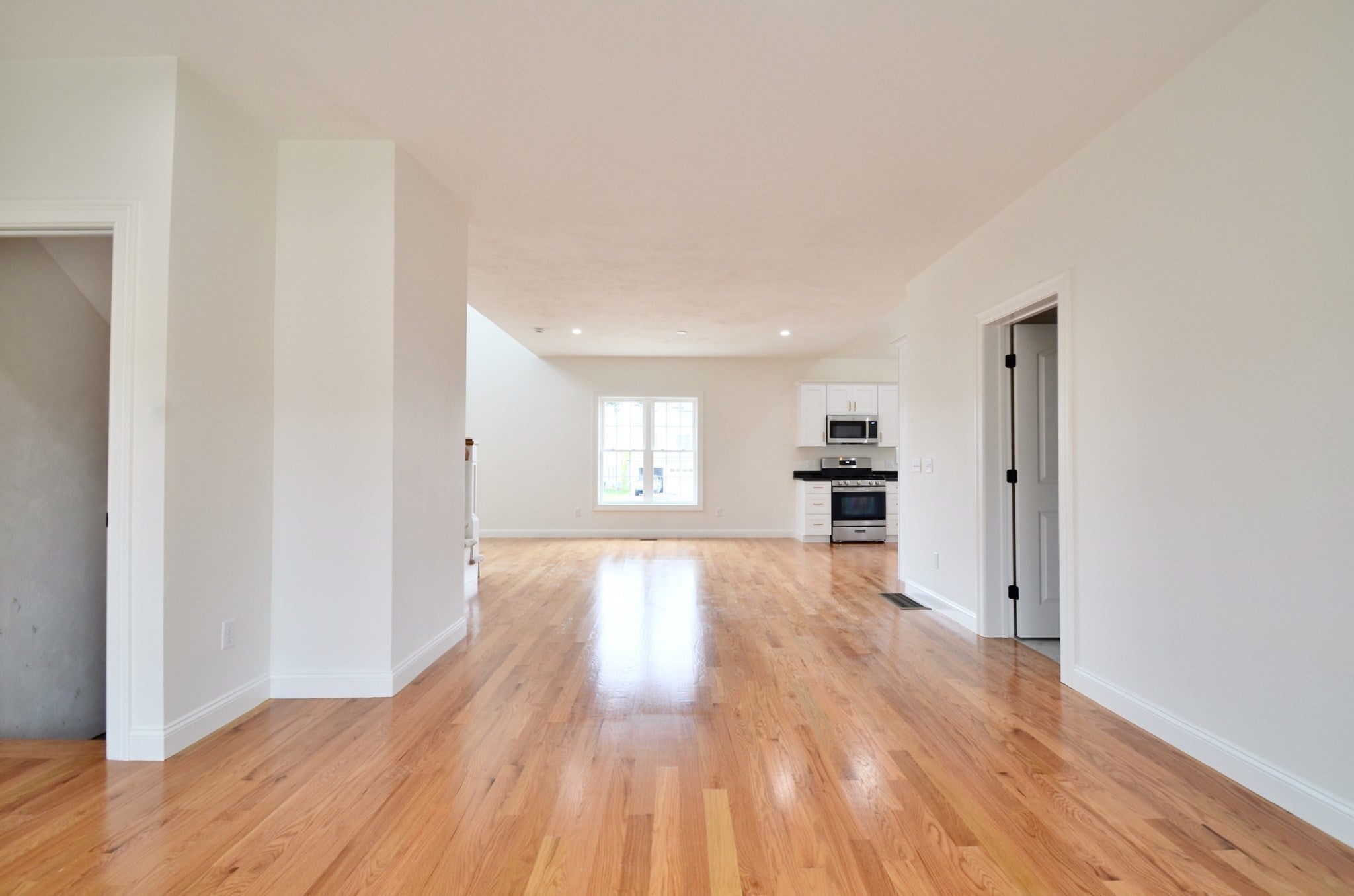 215A Crownshield #20A, Uxbridge, MA, 215A Crownshield #20A, Uxbridge, MA Photo #14