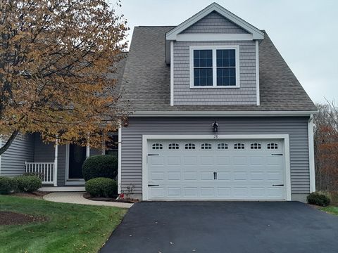 28 Brierly Circle 28 Millbury MA 01527