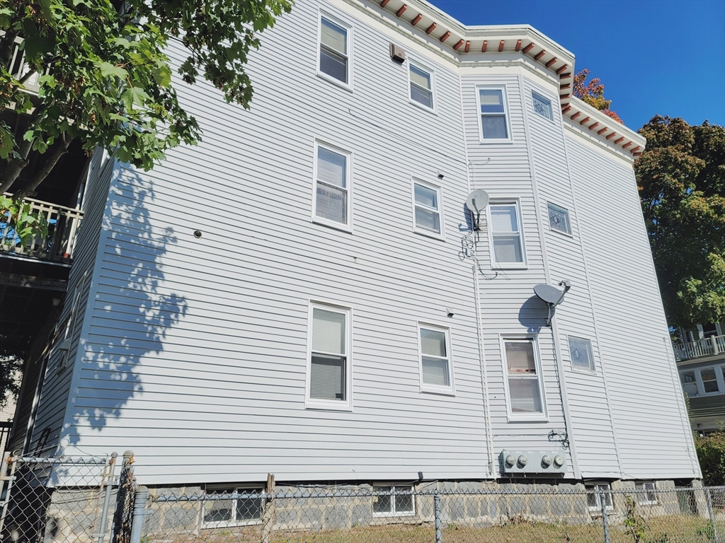 22 Saint Marks Rd 1
