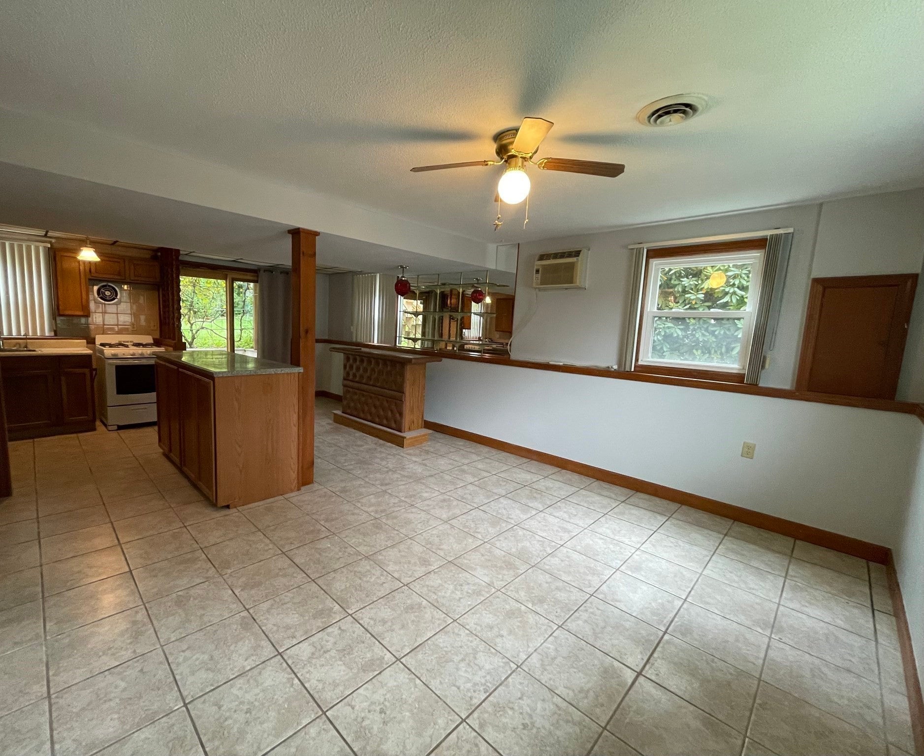 28 Lewis Street, Fall River, MA, 28 Lewis Street, Fall River, MA Photo #6