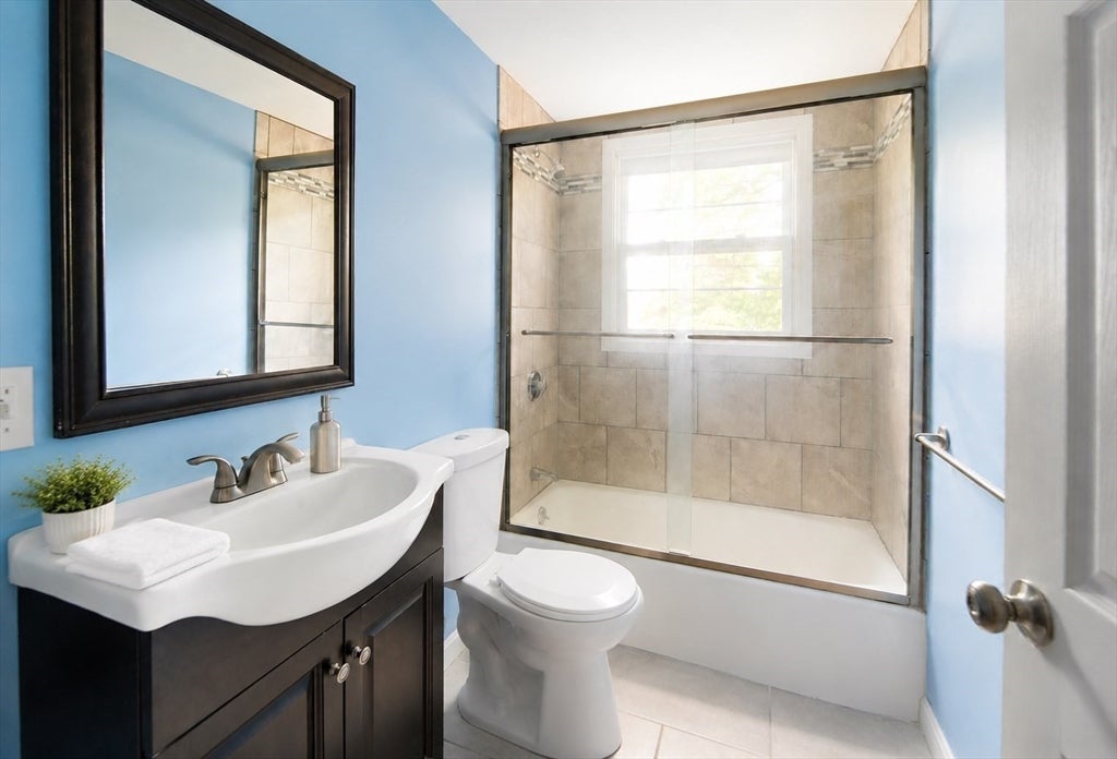 4 Edward Cody Ln, Weymouth, MA, 4 Edward Cody Ln, Weymouth, MA Photo #11