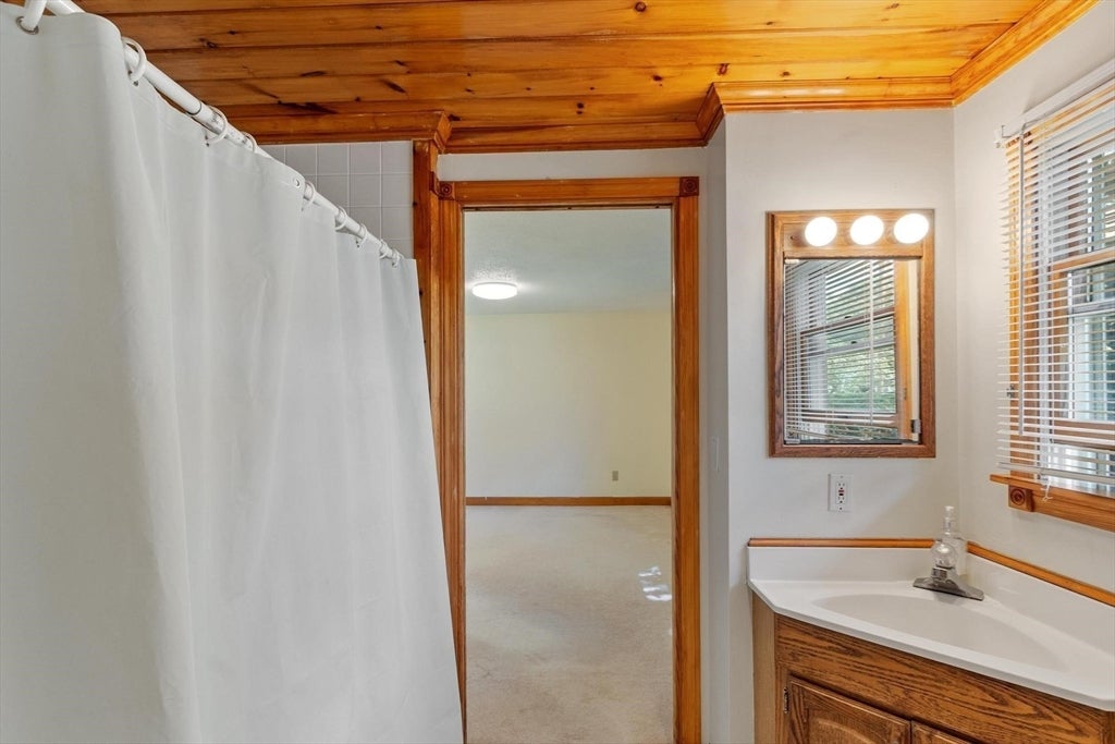 145 Baldwin Ave, Framingham, MA Photo #22