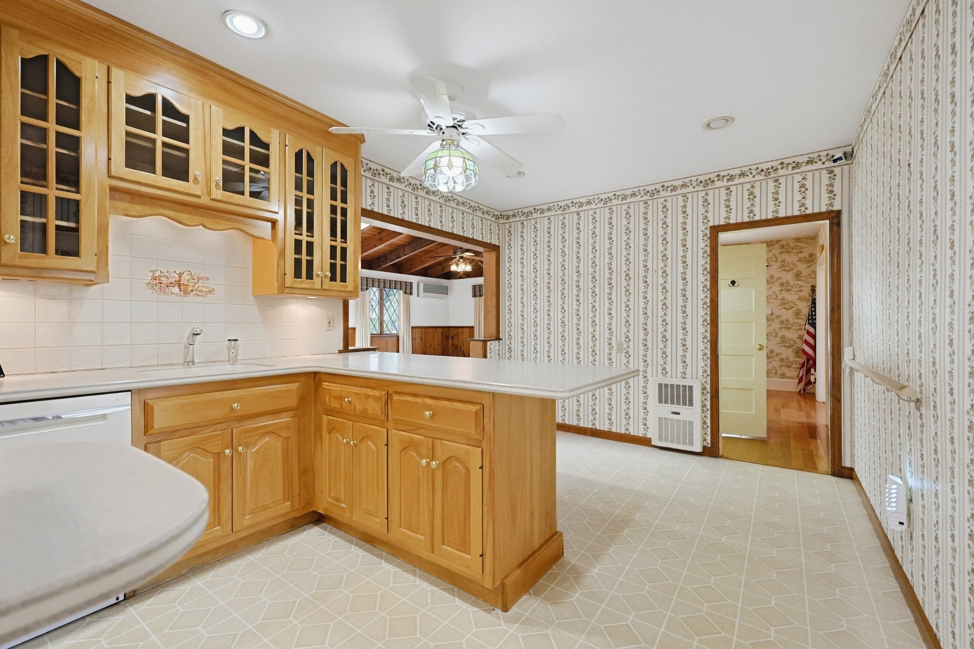 20 Marvin Ave, Franklin, MA, 20 Marvin Ave, Franklin, MA Photo #11