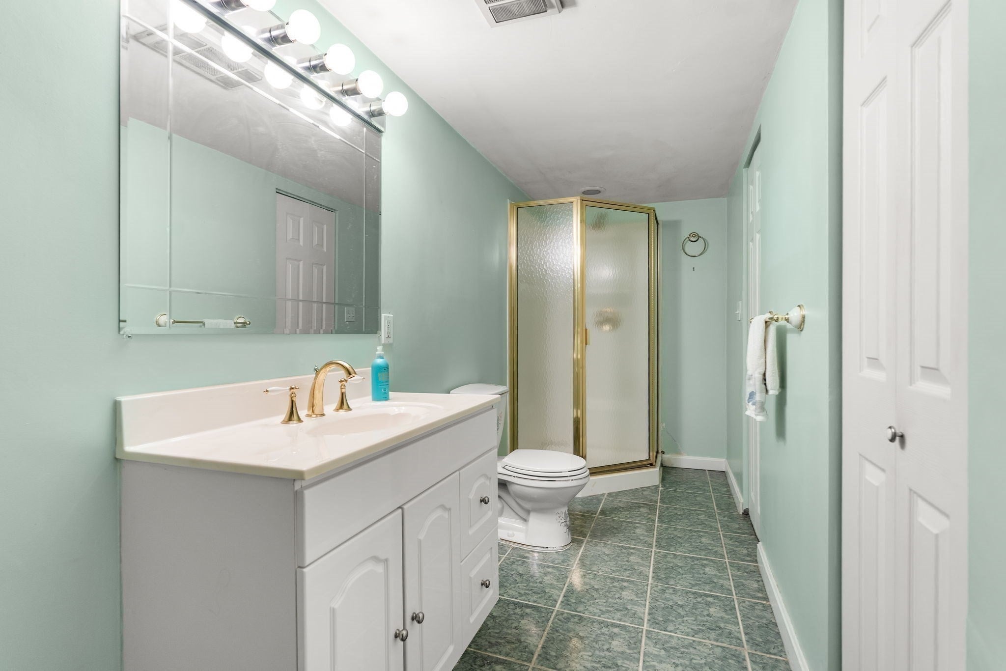 27 Charme Rd, Tewksbury, MA Photo #34