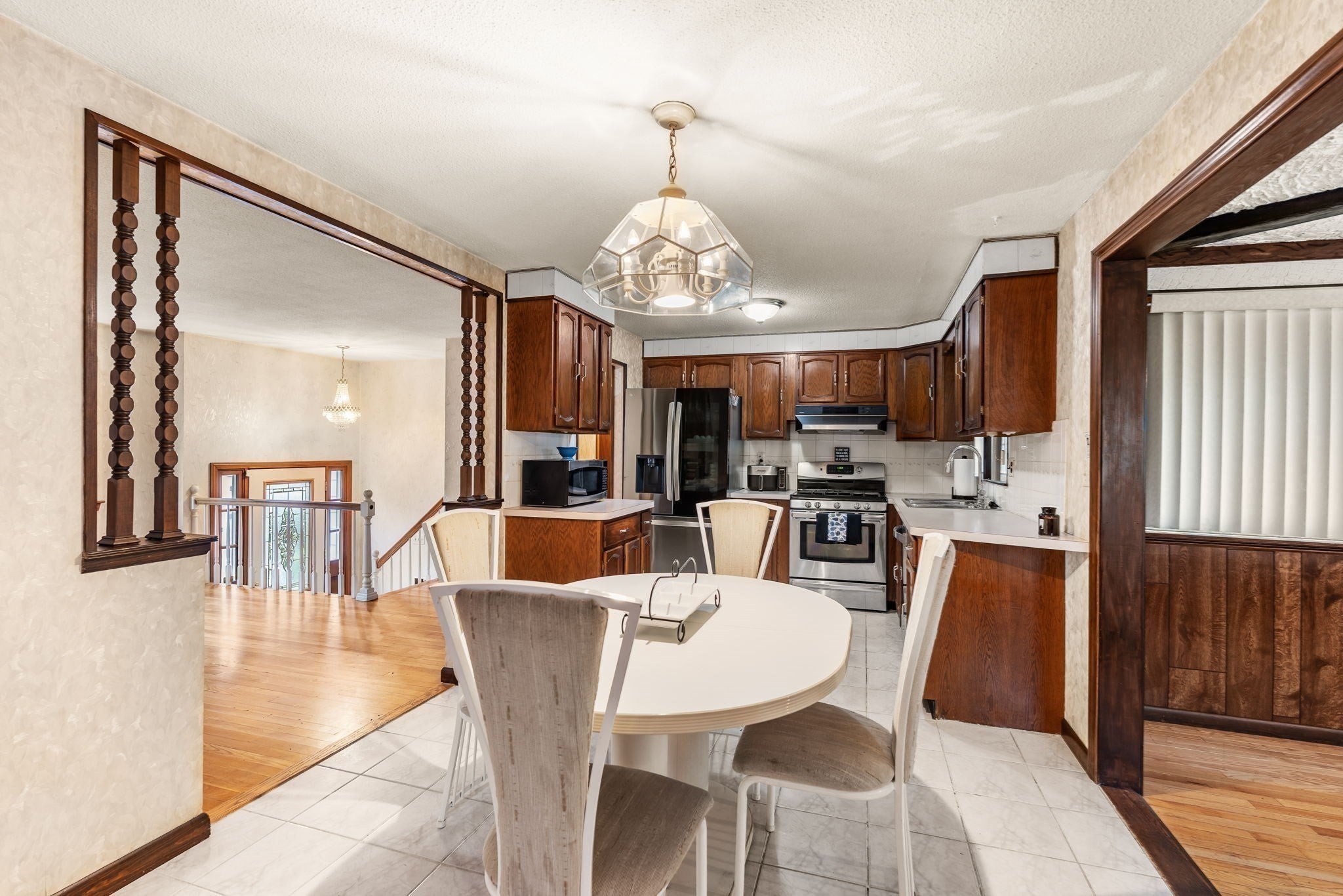 27 Charme Rd, Tewksbury, MA Photo #11