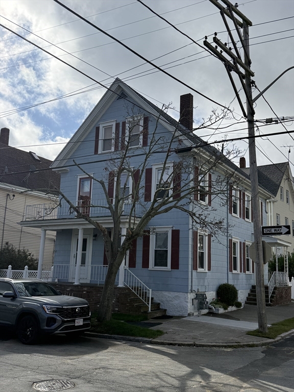 178 Thompson St