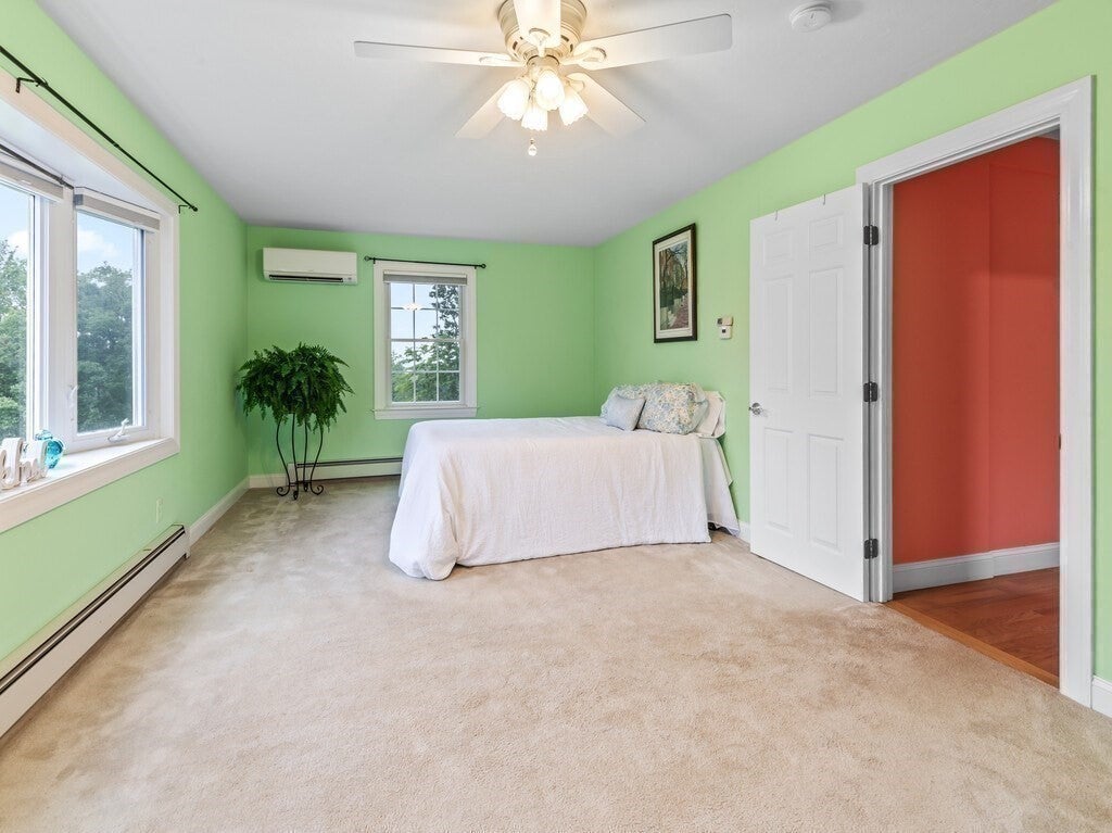 18 Crown St, Spencer, MA Photo #24