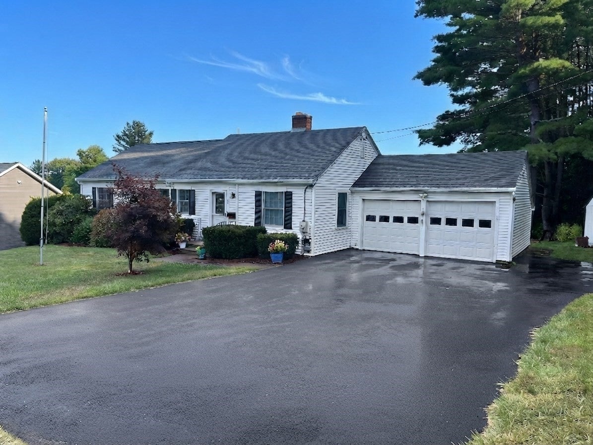 18 Crown St, Spencer, MA Photo #37