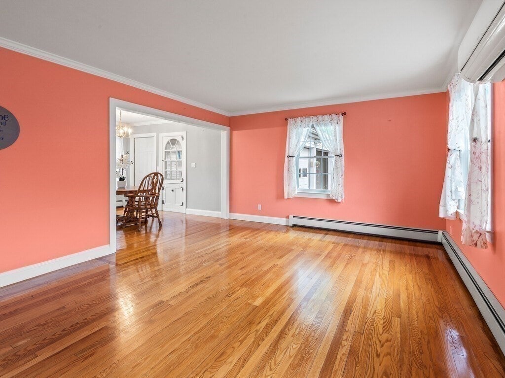 18 Crown St, Spencer, MA Photo #29