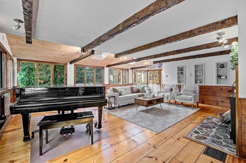 46 Farm Road